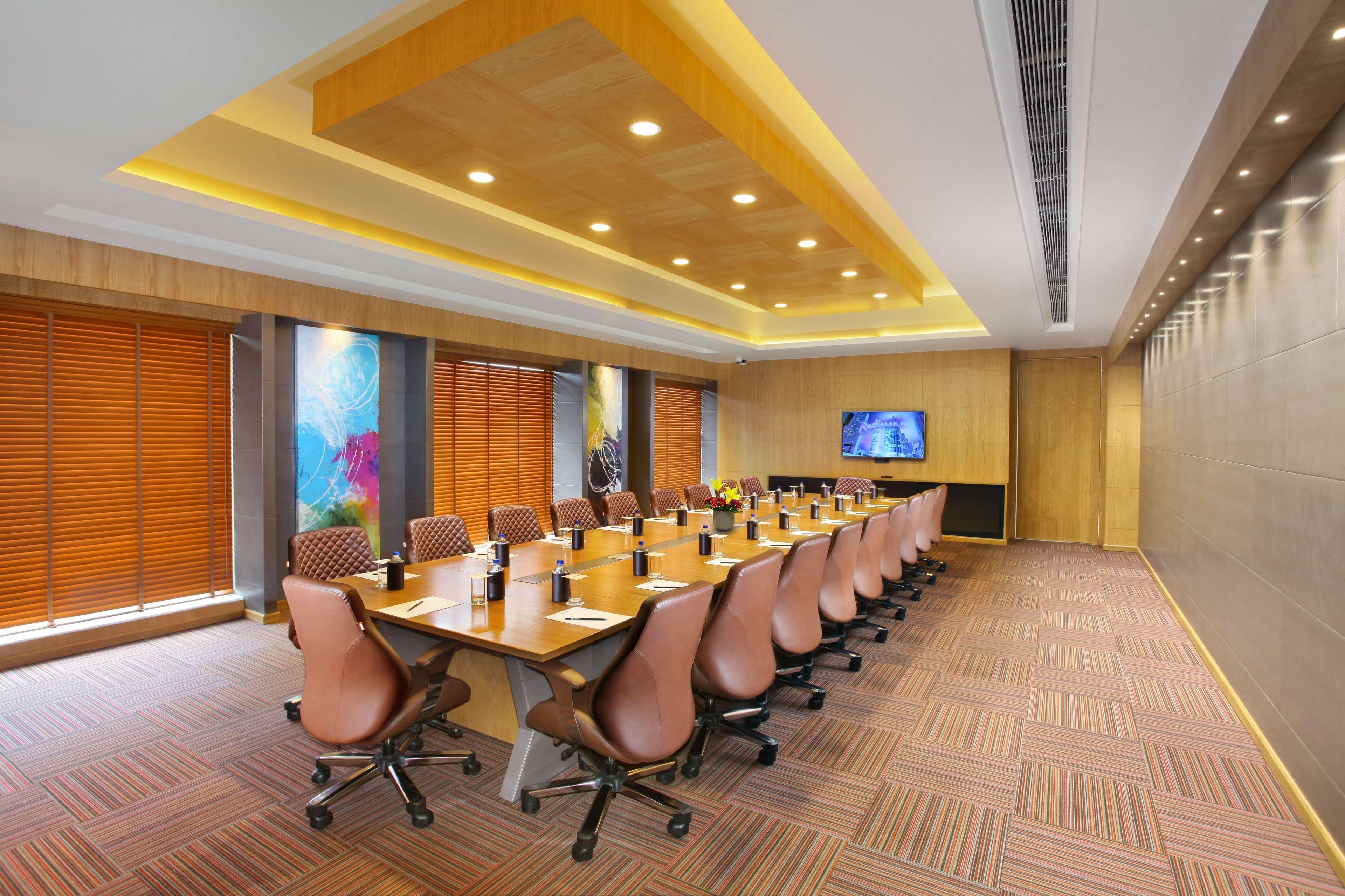 Radisson Blu Jammu Otel Dış mekan fotoğraf